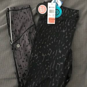 Black/grey roxy workout pants